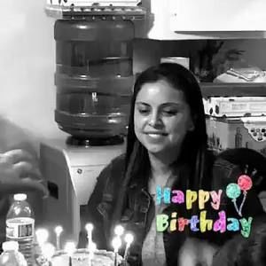 Meet your Posher, Viviana